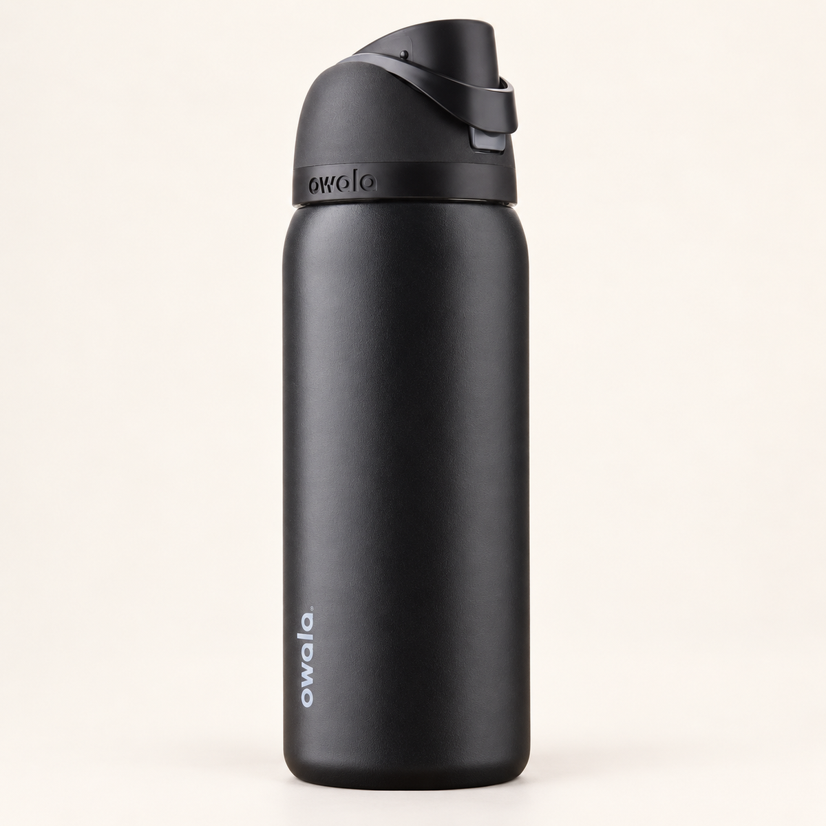 Owala FreeSip 32 oz, Very, Very Dark — Clean Identity